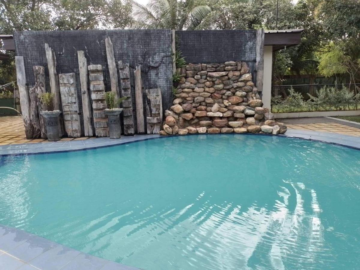 Villa Marilyn Resort And Hotel Coron Exterior photo